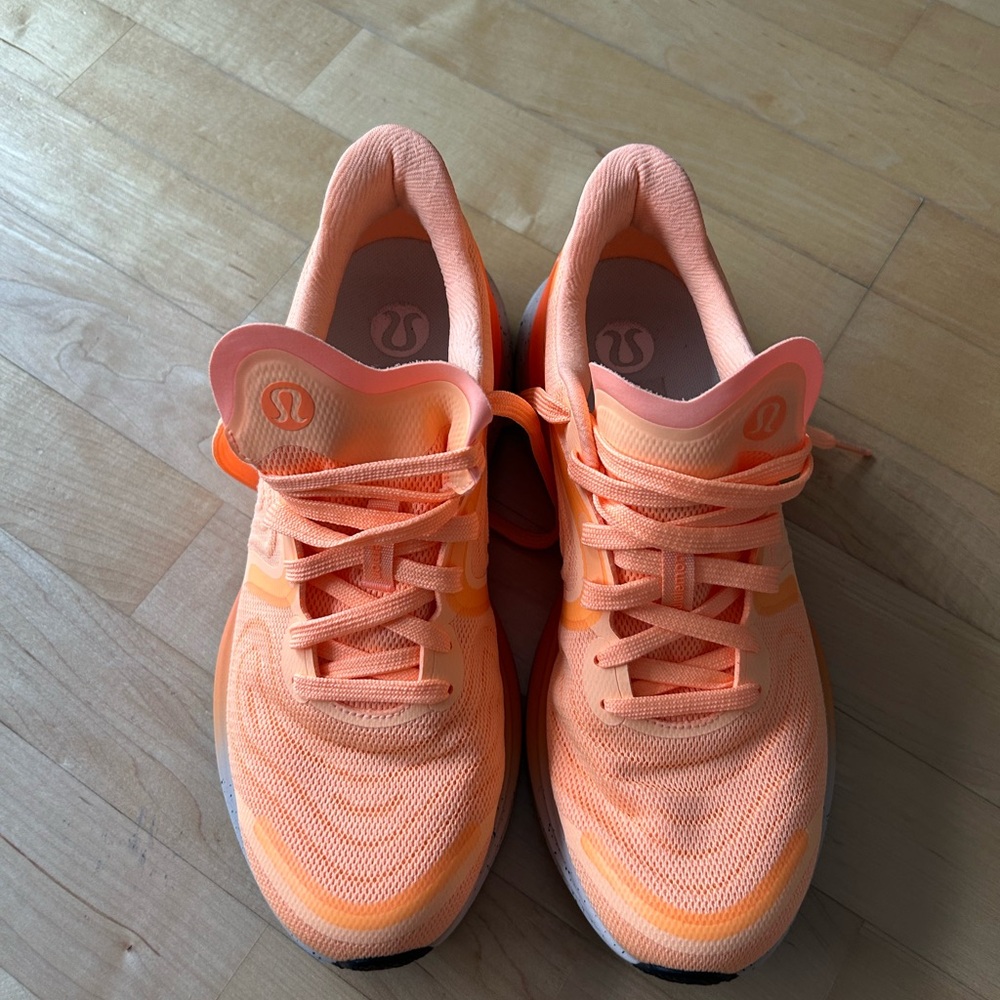 lululemon Women's Peach Sneakers